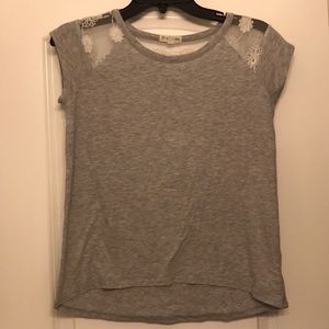 A Tucker&Tate girls shirt - [A small in Women]